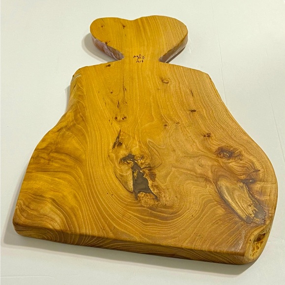 BRAND NEW Hand-carved Wooden Resin Charcuterie Board - Picture 7 of 12